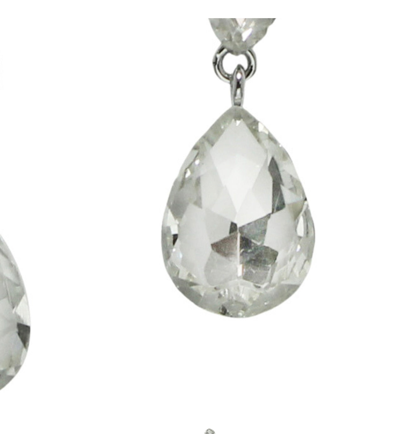 Teardrop earrings