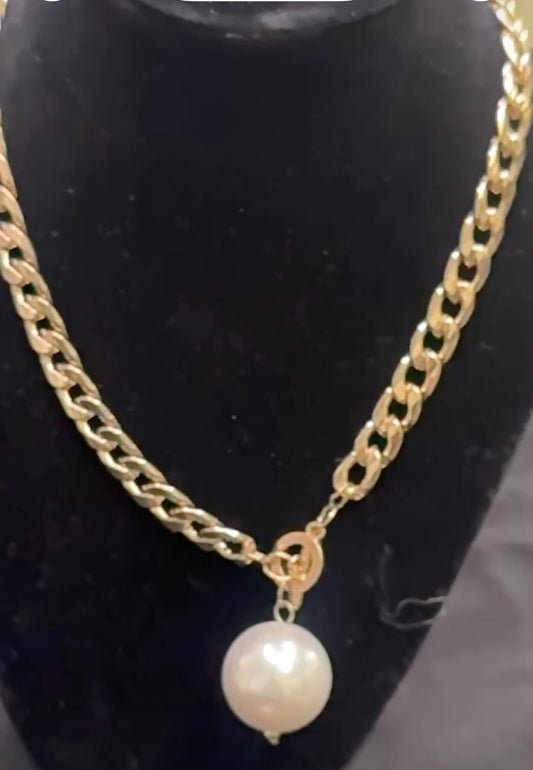 Gold /Pearl necklace and earrings